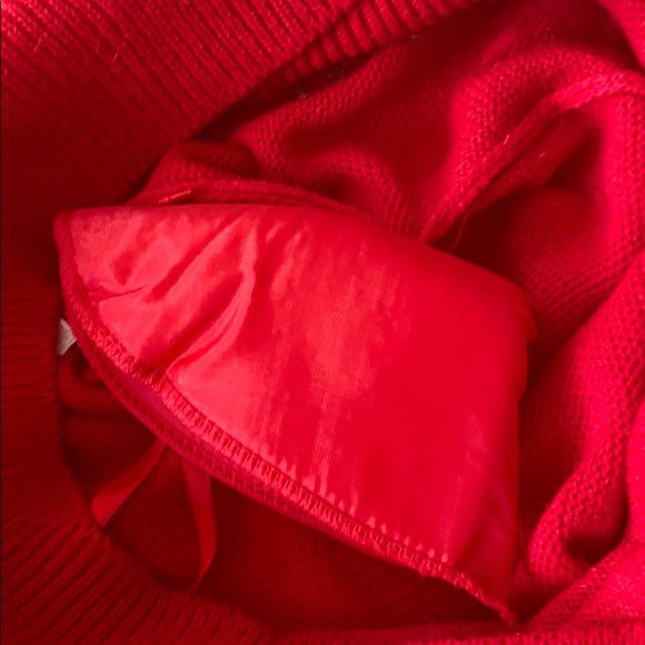 Vintage Diana Marco Red Poinsettia Batwing Sweater - Picture 7 of 7